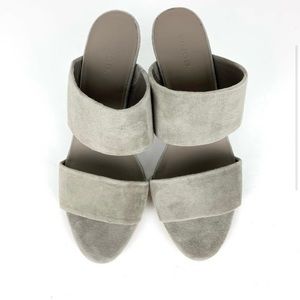 Vince Benetta Suede 2 Strap Block Heel Slide Sandals Light Woodsmoke Grey Size 9